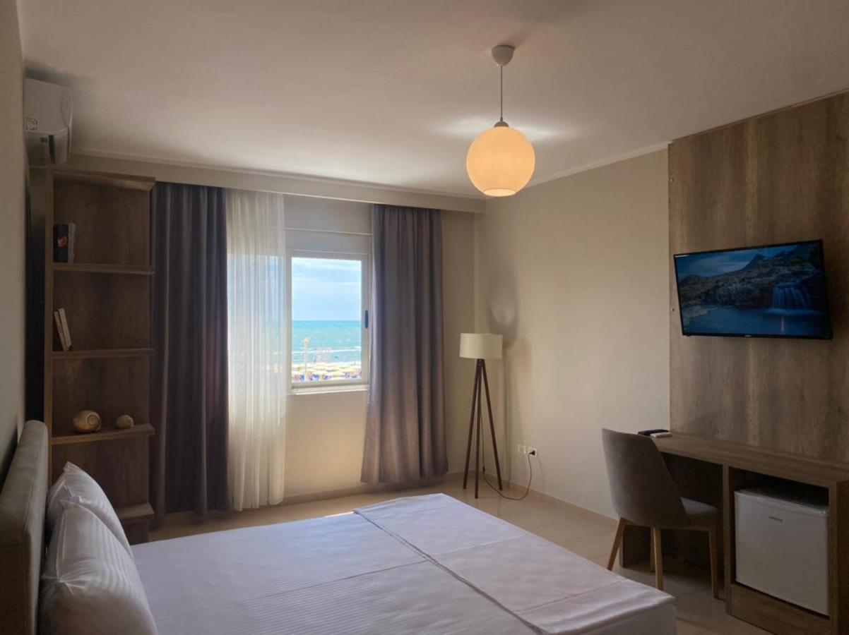 Rumar Hotel Durrës Buitenkant foto